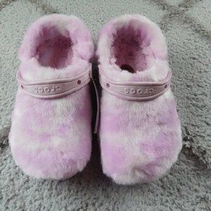 classic fur sure crocs pink